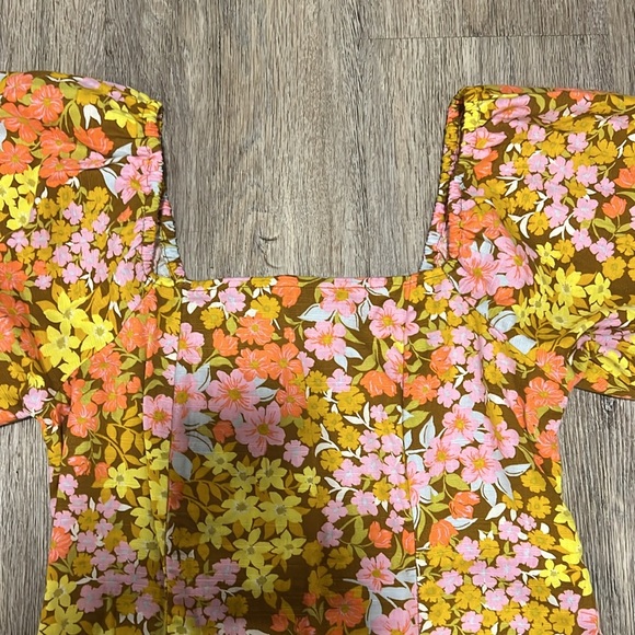 Billabong Square Neck Balloon Sleeves Ruched Back Floral Mini Dress - Picture 2 of 15